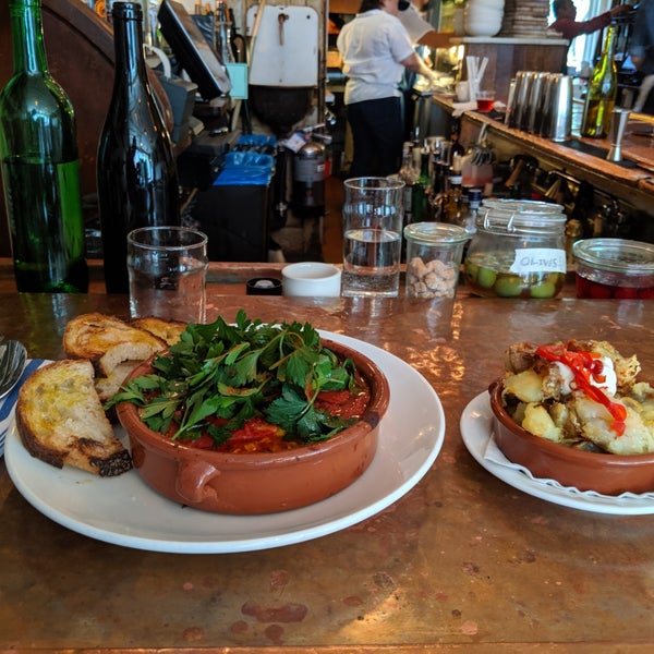 Снимок сделан в Vinegar Hill House пользователем Christoffer J. 5/19/2019