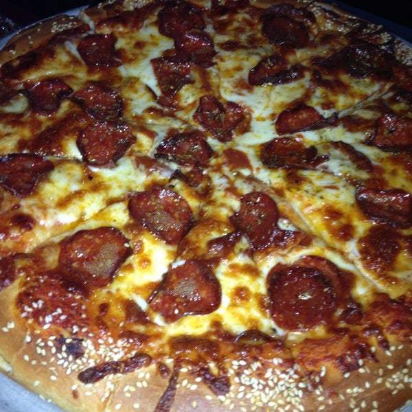 3/28/2013にMitch W.がThe Pizza Place &amp; Garden Cafeで撮った写真