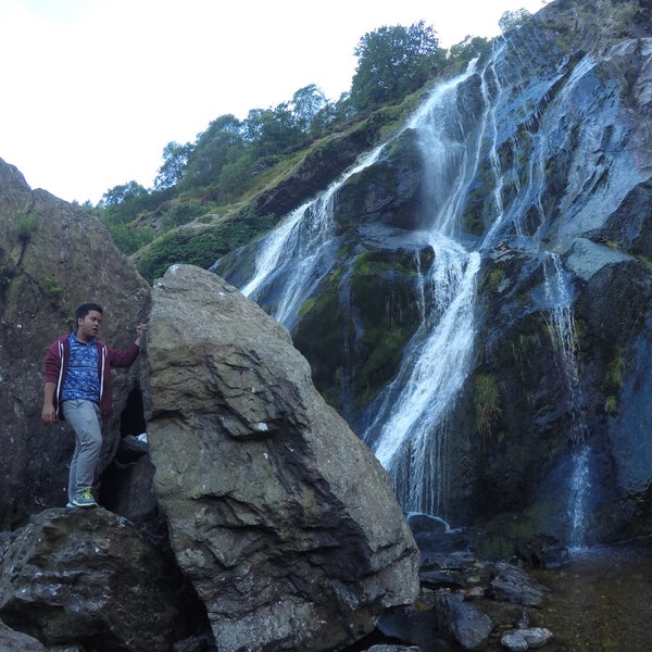 8/14/2015 tarihinde Aus S.ziyaretçi tarafından Powerscourt Waterfall'de çekilen fotoğraf