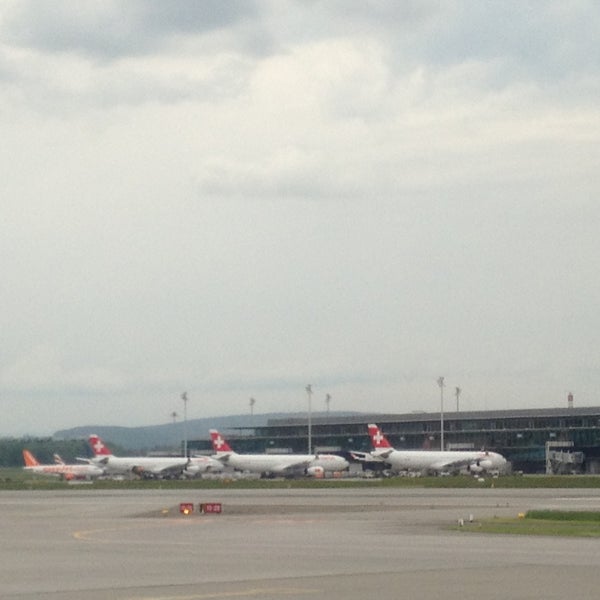 Photo taken at Zurich Airport (ZRH) by yos1996 よ. on 5/15/2013