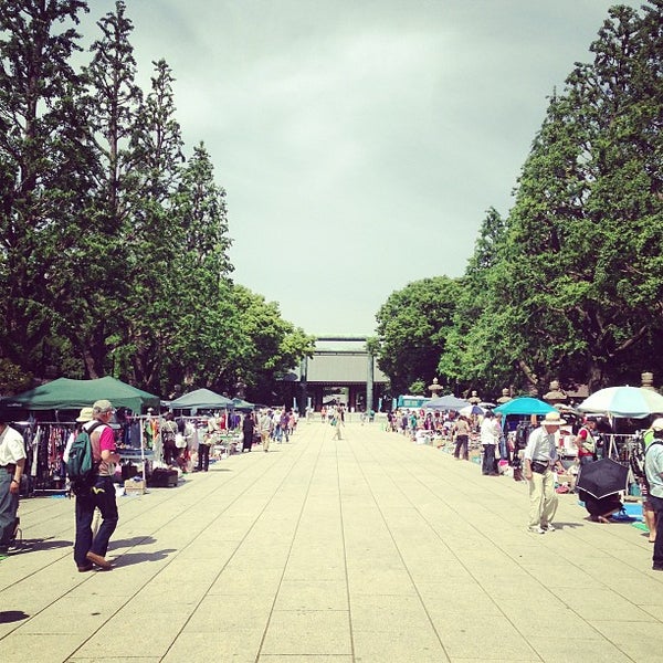 靖国神社 骨董市 フリーマーケット Flea Market In 富士見 靖国神社 骨董市 フリーマーケット Flea Market In 富士見