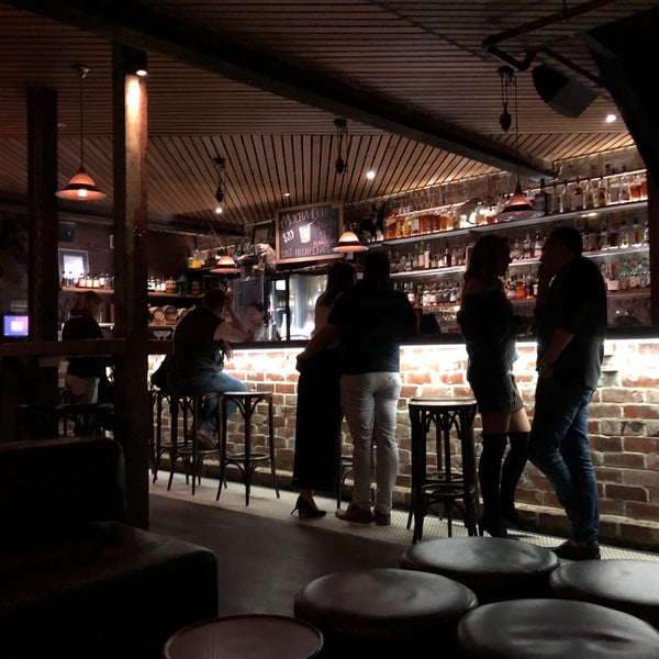 Varnish on King Perth CBD 75 King St