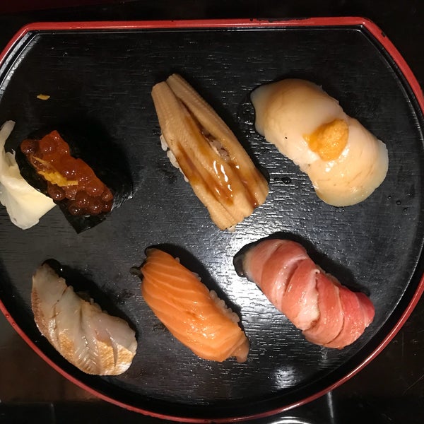 5/19/2018 tarihinde AJziyaretçi tarafından Sushi Capitol'de çekilen fotoğraf