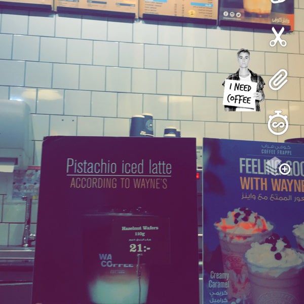 Photo taken at Wayne&#39;s Coffee by Aziz A. on 9/6/2018