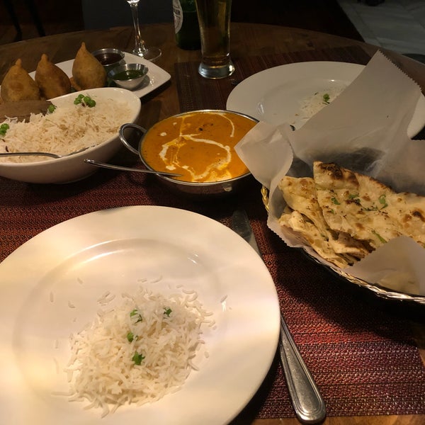 Foto tomada en Chola Eclectic Indian Cuisine  por Shelley P. el 4/22/2019