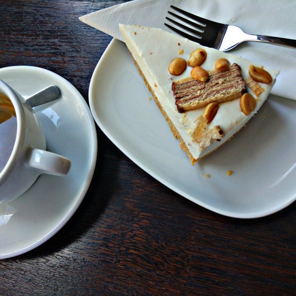 Espresso' s fine, cheesecake not brilliant, but deffinitely the best in MB...