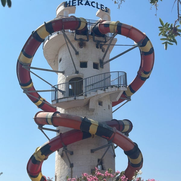 It’s a fun-in-water place, quite kitchy but it goes right with the atmosphere of Ancient Greek gods and goddesses. Great water rides and attractions all around the place. Love it!
