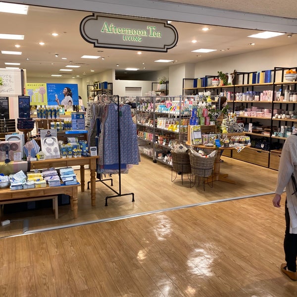 Afternoon Tea Living 高槻阪急店 1 Visitor