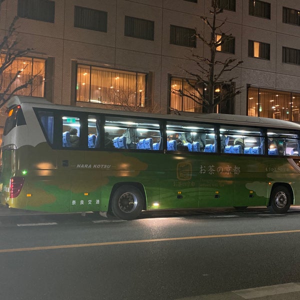 次での写真：京都駅八条口(アバンティ前)バス停 南区東九条西山王町