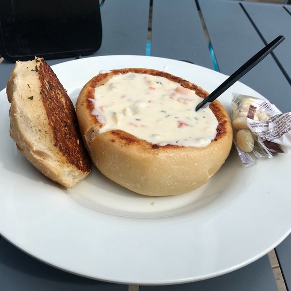 The clam chowder bread bowl is on point! The bread is as good as the chowder!