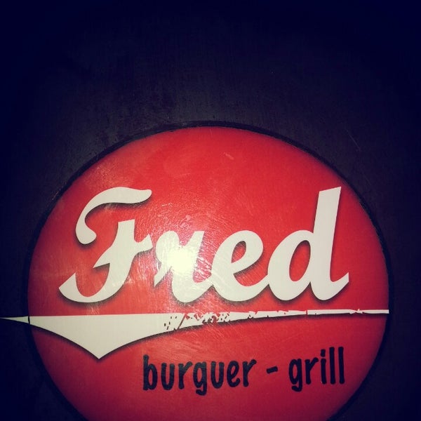 Photo taken at Fred Burguer-Grill by Frederico F. on 3/7/2013