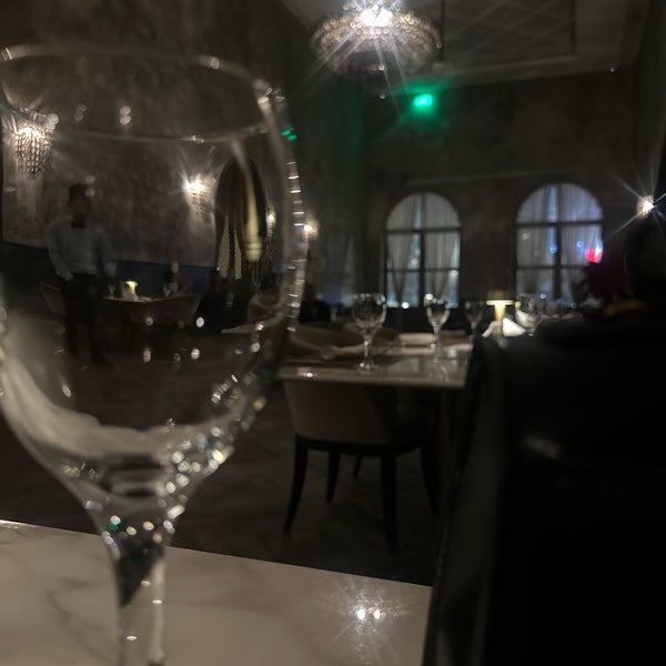 Photo taken at The Library Club by Vip🇸🇦 on 2/2/2024