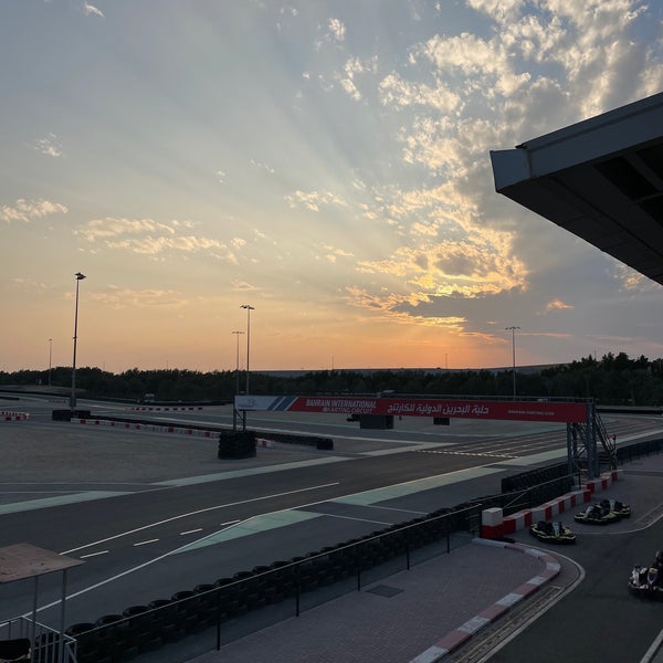 Foto scattata a Bahrain International Karting Circuit da Edward T. il 11/16/2023