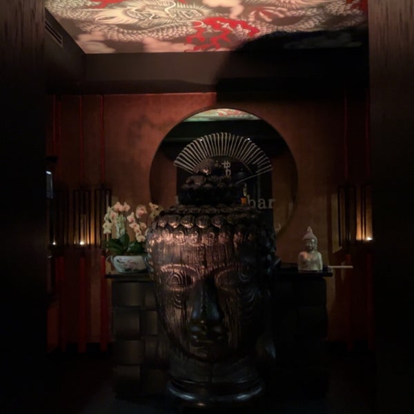 Foto diambil di Buddha Bar oleh Mashhour pada 11/26/2022