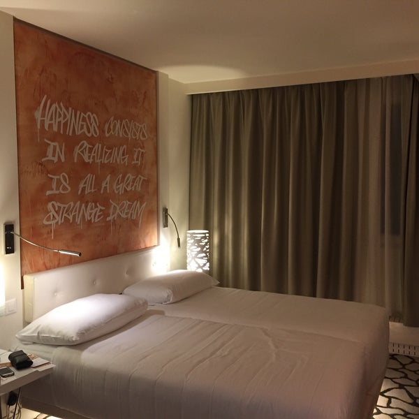 Foto tirada no(a) Hotel N&#39;vY Geneva por Natascha M. em 1/15/2015