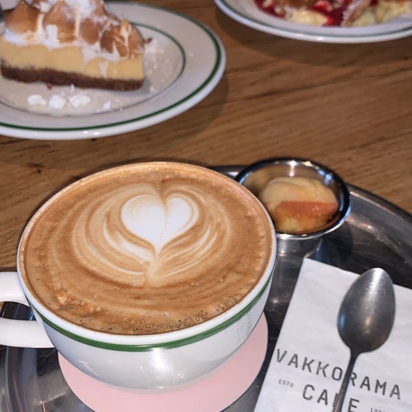 Foto tirada no(a) Vakkorama Cafe por Off ✨ em 8/6/2022
