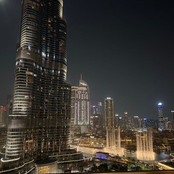 Foto diambil di Dubai Opera oleh MAZ pada 10/28/2023