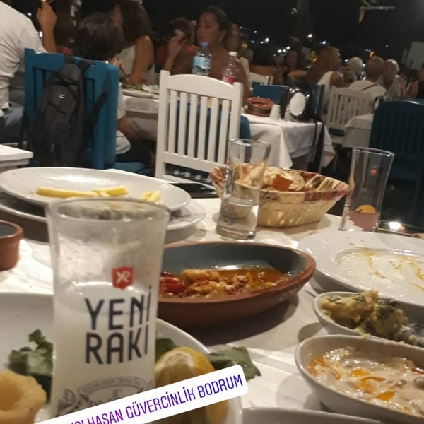 รูปภาพถ่ายที่ Balıkçı Hasan&#39;ın Yeri โดย Eylül A. เมื่อ 8/29/2019