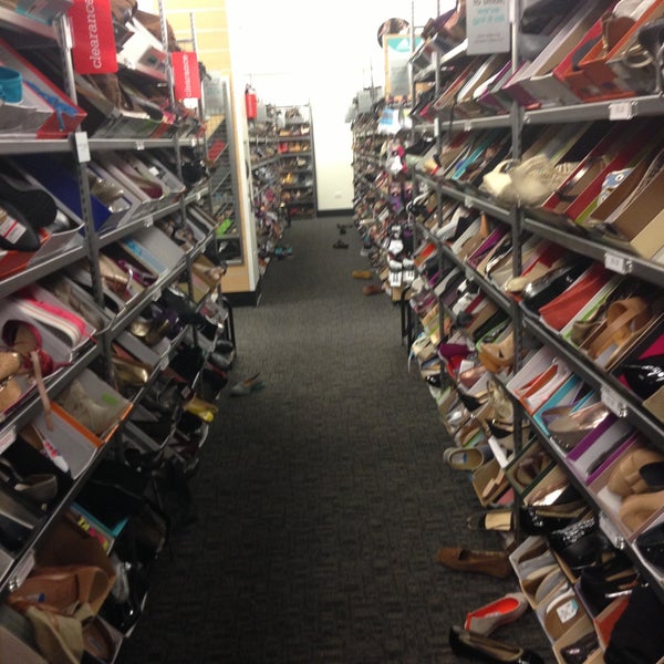 Nordstrom Rack Discount Store in Vienna