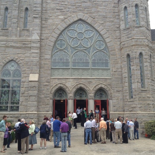 Das Foto wurde bei Saint Mark United Methodist Church of Atlanta von Quinton C. am 9/30/2012 aufgenommen