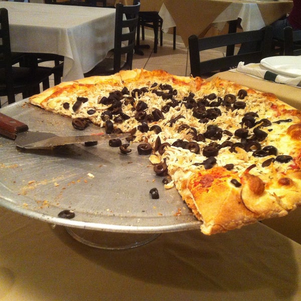 Photos at Slices Of The World - Pizza - Pizzeria in Balatçık