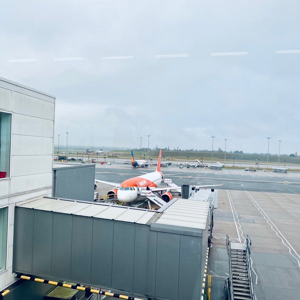 Photo taken at Birmingham Airport (BHX) by Naif . on 12/20/2021