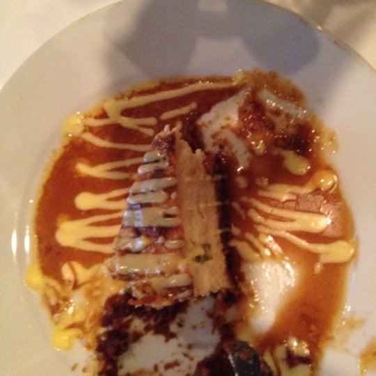 Photo taken at Ruffino&#39;s Restaurant - Steak, Seafood, Italian by Courtenay O. on 10/19/2012