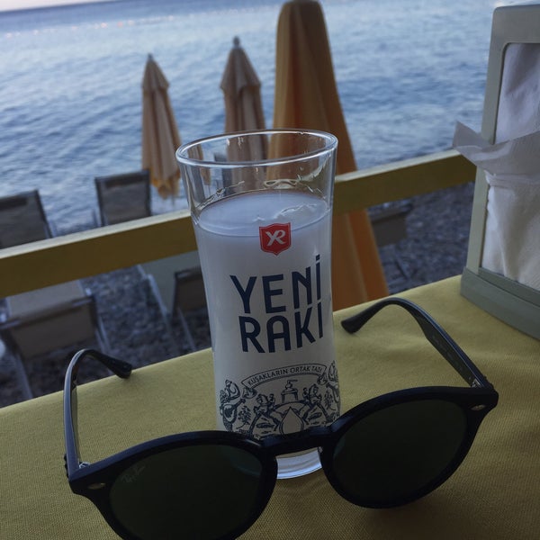 Снимок сделан в Sarıhoş Restaurant пользователем Caner A. 7/7/2019