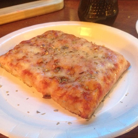 Photo taken at Luigi&#39;s Pizza Fresca by Max L. on 12/27/2012