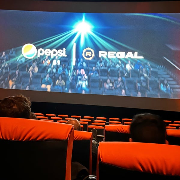 Fotos em Regal Kendall Village IMAX & RPX 8595 S.W. 124 Avenue