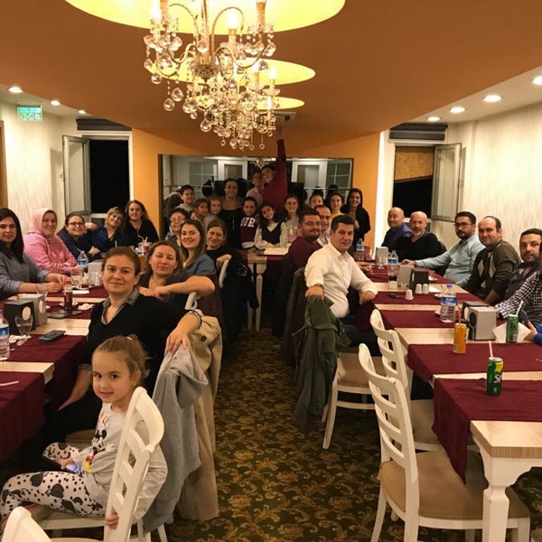 Das Foto wurde bei Sedir Restaurant von Melike A. am 11/23/2019 aufgenommen