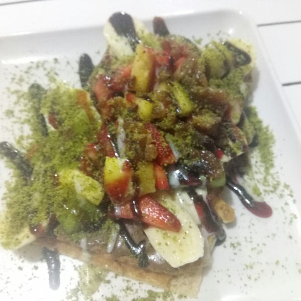 Foto diambil di Waffle Se7en oleh Forza07 pada 8/17/2019