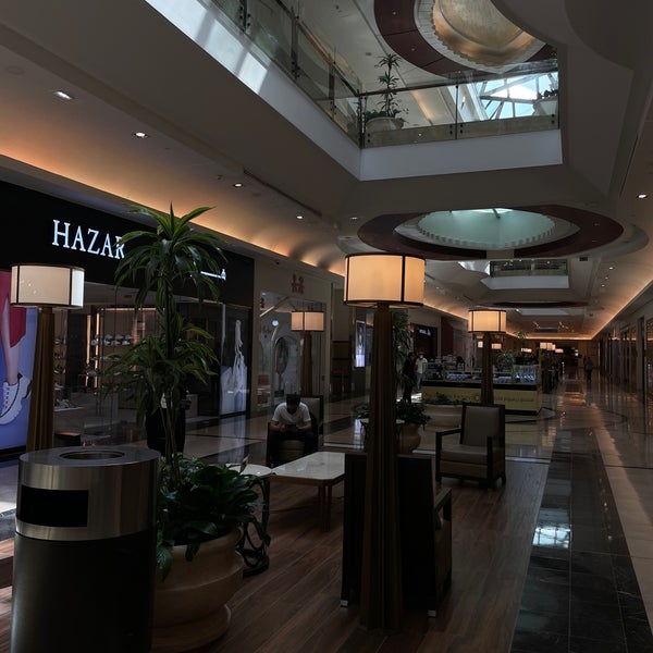 Foto diambil di Lagoona Mall oleh Mkg✨🖤 pada 3/13/2022