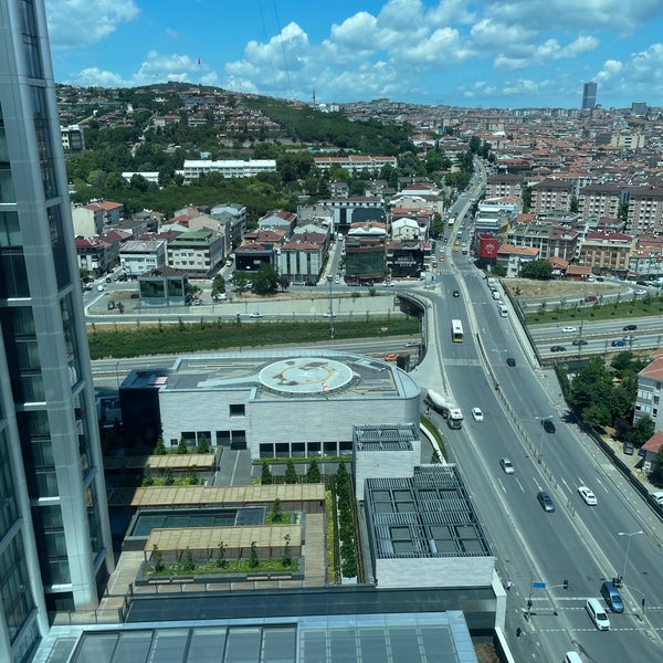 รูปภาพถ่ายที่ SAP Türkiye โดย Aslan เมื่อ 6/24/2022