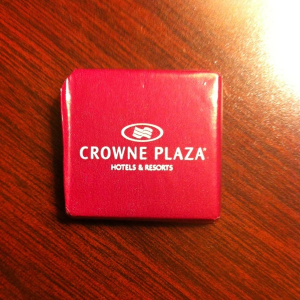 Photo taken at Crowne Plaza Knoxville Downtown University by Jonathan C. on 4/8/2013