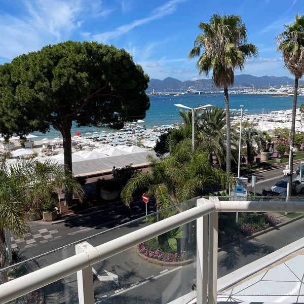 Снимок сделан в JW Grill Cannes пользователем S 6/26/2021
