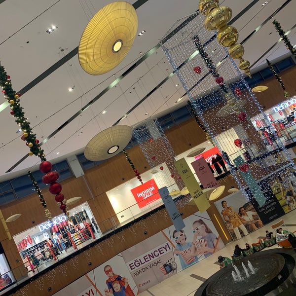 1/12/2020 tarihinde  E S R A ziyaretçi tarafından Ada Alışveriş Merkezi'de çekilen fotoğraf