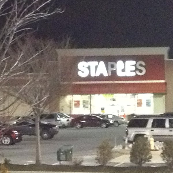 Staples® Print & Marketing Services Print Store in York