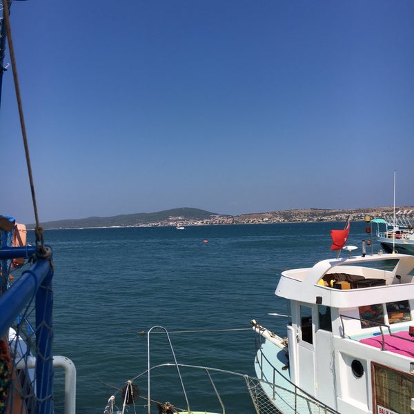 รูปภาพถ่ายที่ Ayvalık 3 Sea Dalış Merkezi โดย Merve Y. เมื่อ 8/23/2016