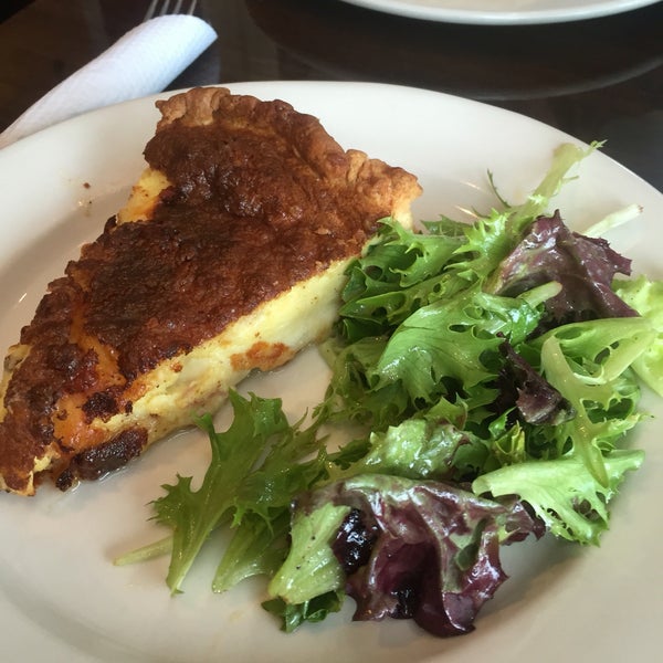 Quiche was fresh and the side salad dressing was wonderful