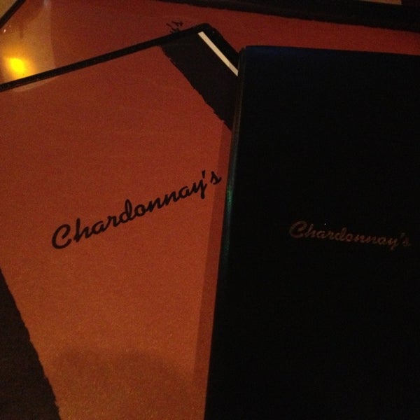 Снимок сделан в Chardonnay&#39;s Restaurant пользователем Beth G. 8/22/2013