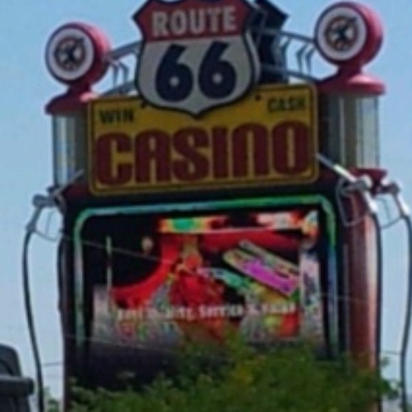 Foto diambil di Route 66 Casino Hotel oleh Rollo L. pada 1/11/2013