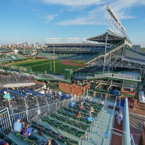 Foto scattata a Wrigley View Rooftop da Wrigley View Rooftop il 2/18/2021