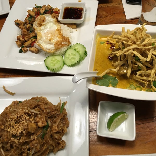 Food was delicious and I will be returning for some more pad Thai or anything tofu!