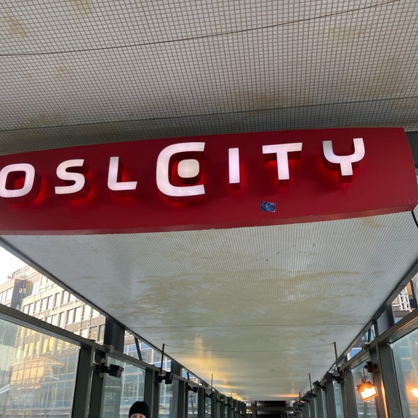 Foto tirada no(a) Oslo City por Ant o. em 1/19/2024