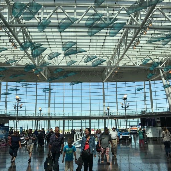 Foto tirada no(a) Indianapolis International Airport (IND) por David L. em 8/9/2017