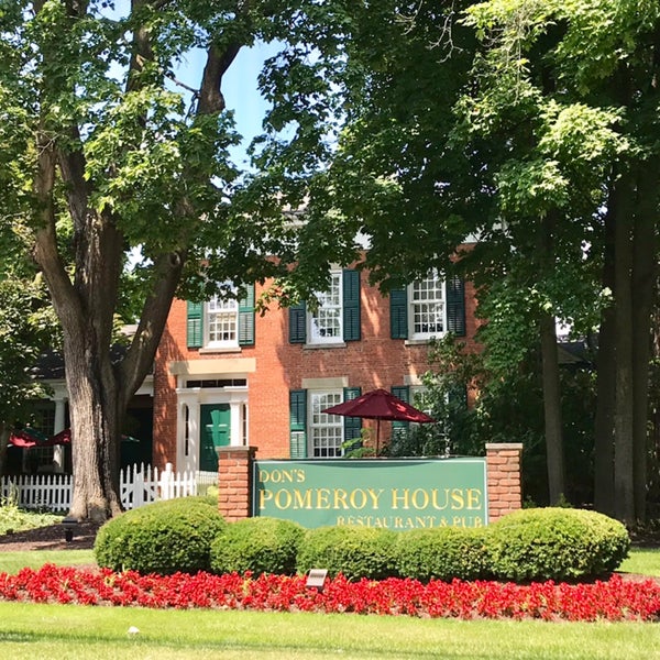 Photo taken at Don&#39;s Pomeroy House by Tricia T. on 7/2/2019