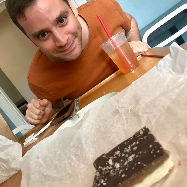 Mud Pie Vegan Bakery & Coffeehouse Kansas City, MO