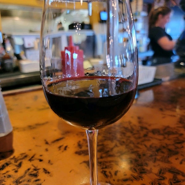 Karvers Grille Holbrook, NY