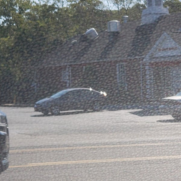 Friendly's Sayville, NY